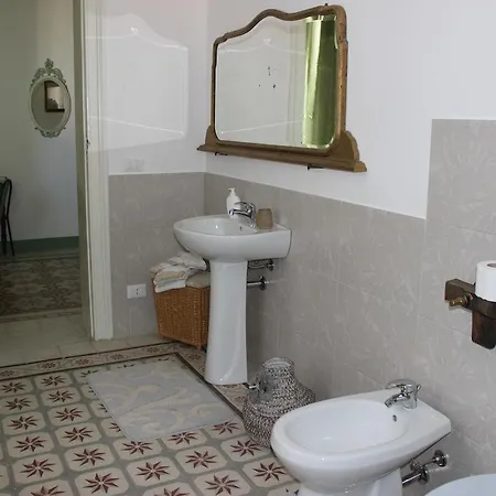 Le Macine 1868 4* Paceco