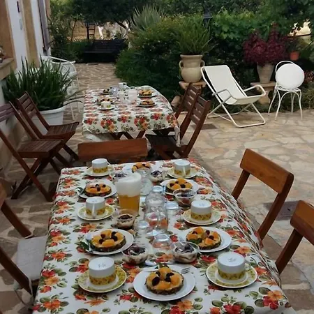 לינה וארוחת בוקר Le Macine 1868 4*